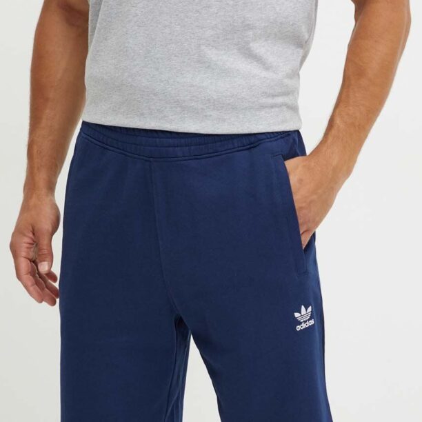 adidas Originals pantaloni scurti din bumbac culoarea albastru marin