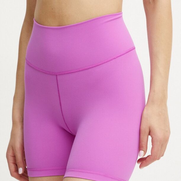 adidas Performance pantaloni scurți de yoga All Me culoarea roz