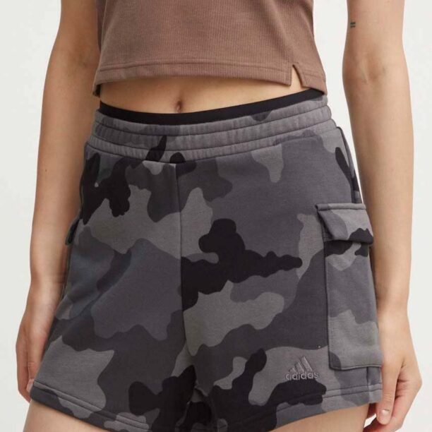 adidas pantaloni scurti Camo femei