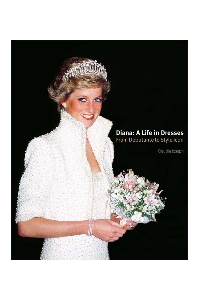 home & lifestyle carte Diana: A Life in Dresses by Claudia Joseph