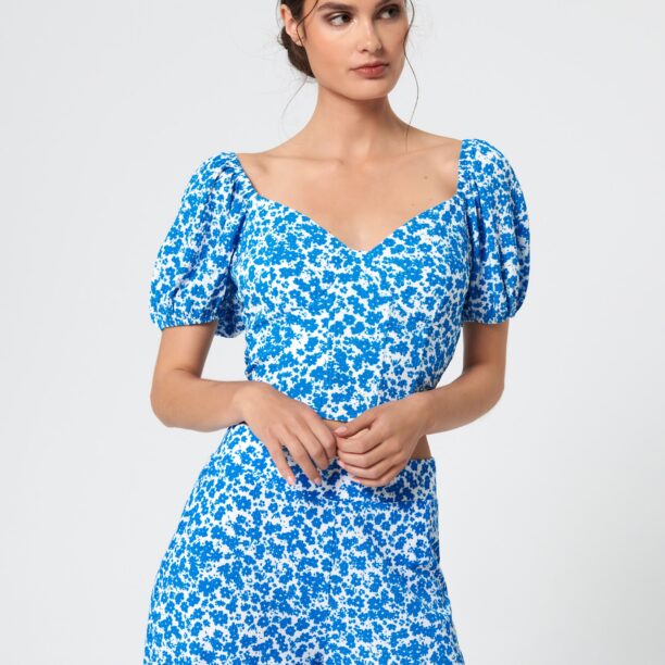 Bluză cu model floral - indigo preţ