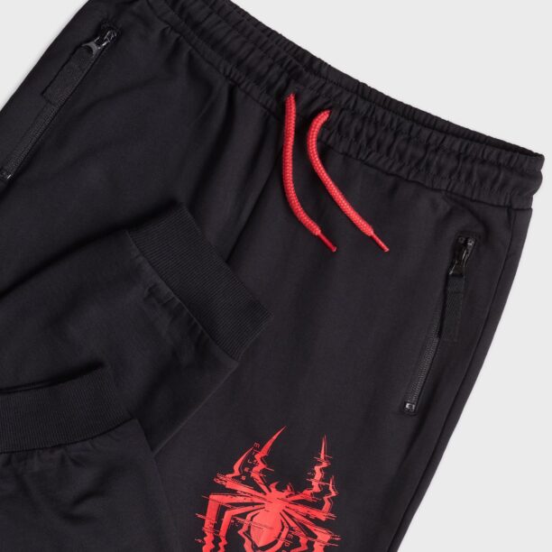 Cumpăra Pantaloni de trening Marvel - negru