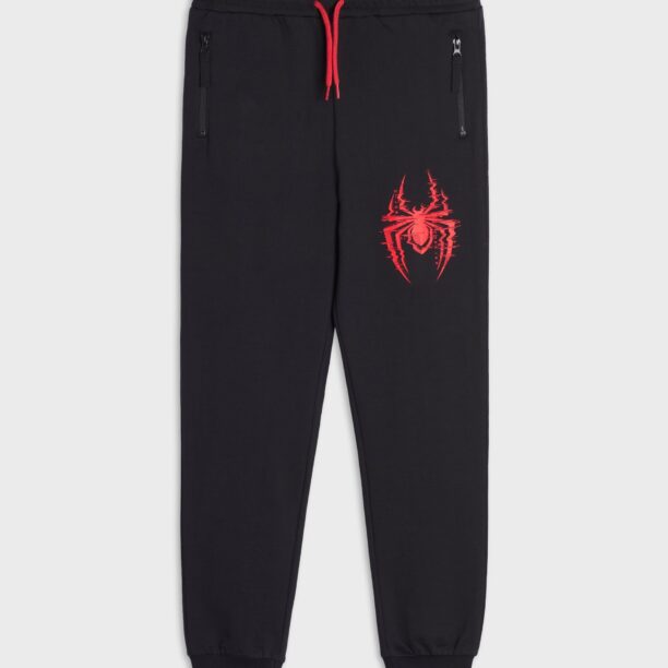 Preţ Pantaloni de trening Marvel - negru