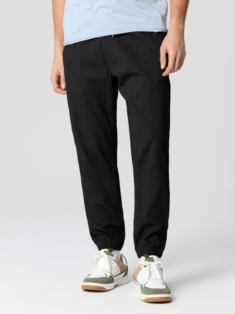 Pantaloni jogger - negru preţ