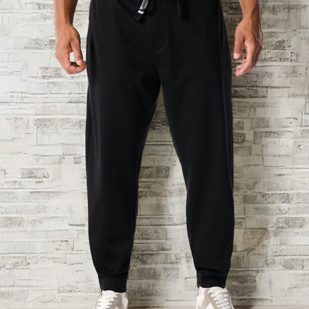 Pantaloni jogger - negru preţ