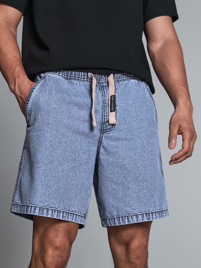 Original Pantaloni scurți din denim - albastru