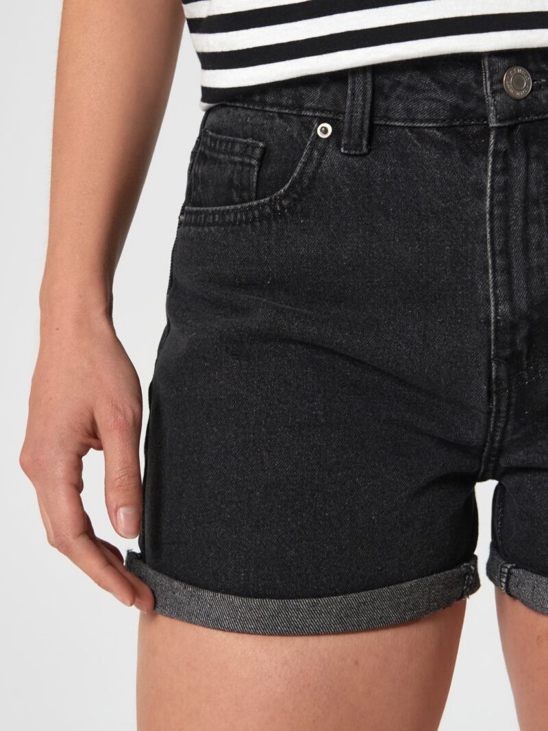 Original Pantaloni scurți mom din denim high waist - negru