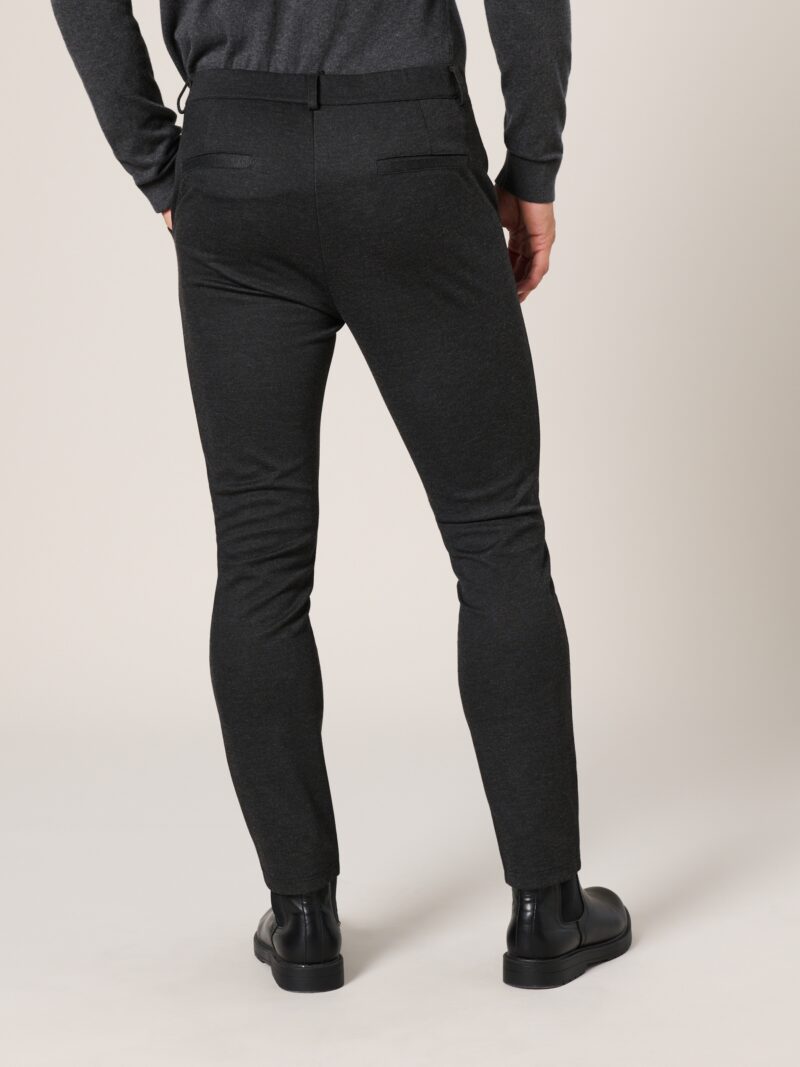 Cumpăra Pantaloni slim fit - negru