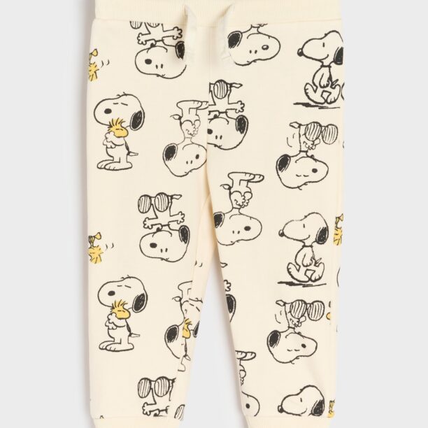 Pantaloni sport Snoopy - nude preţ