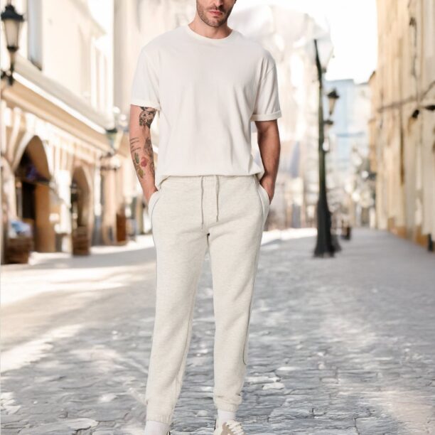 Pantaloni sport - gri deschis preţ