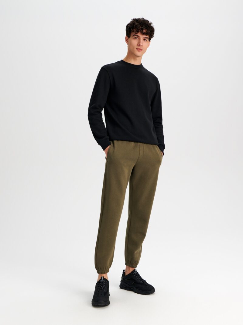 Pantaloni sport jogger - verde-maroniu preţ