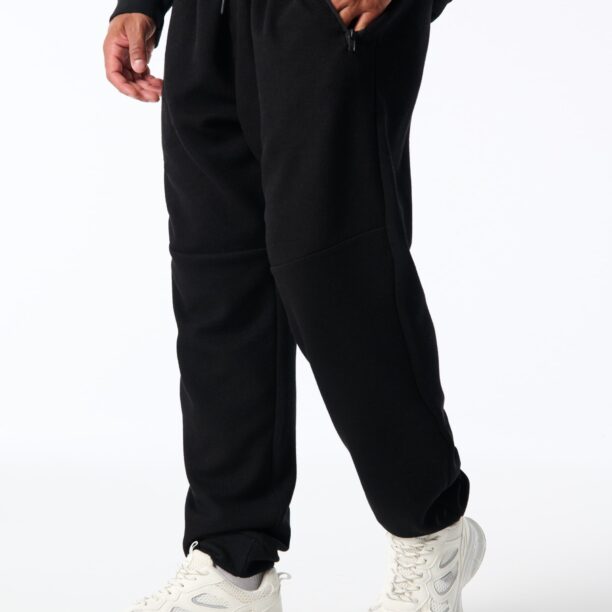 Pantaloni sport - negru preţ