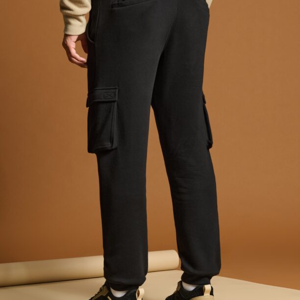 Cumpăra Pantaloni tapered fit - negru