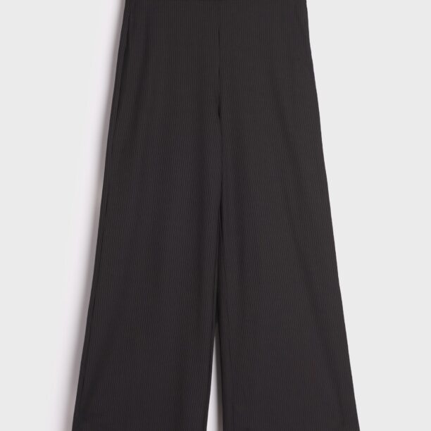 Pantaloni wide leg - negru preţ