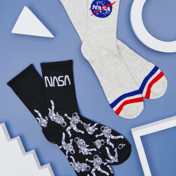 Set de 2 perechi de șosete NASA - multicolor preţ