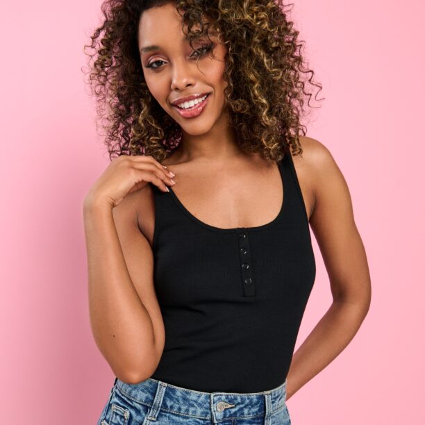 Original Top scurt din tricot striat - negru