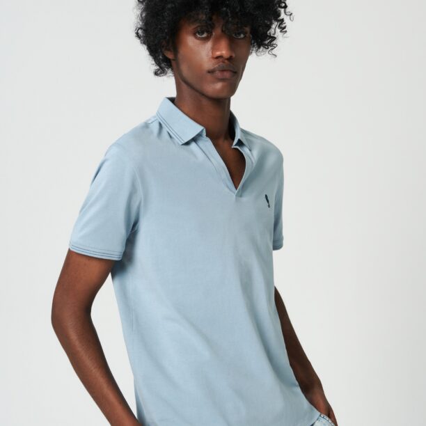 Tricou Polo - light blue preţ