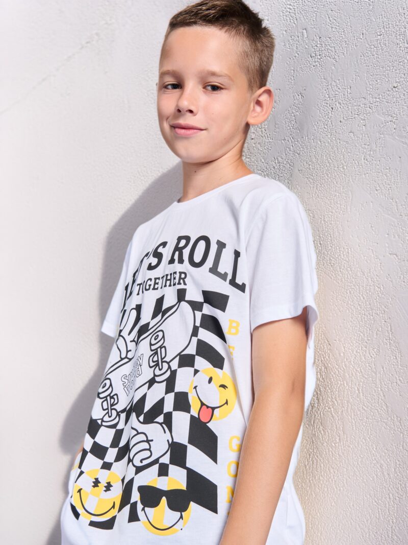 Preţ Tricou SMILEY WORLD - alb