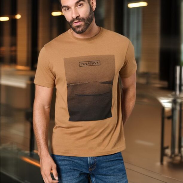 Tricou cu imprimeu - brun-auriu