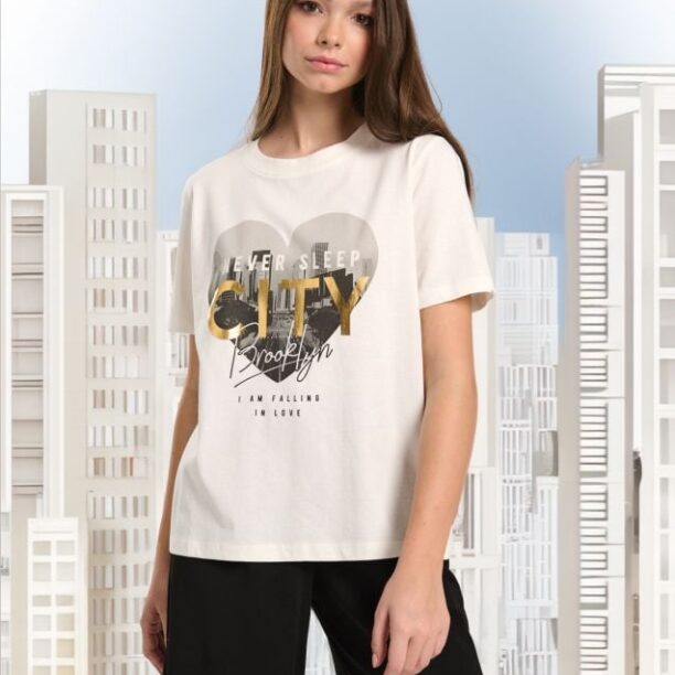 Tricou cu imprimeu - crem