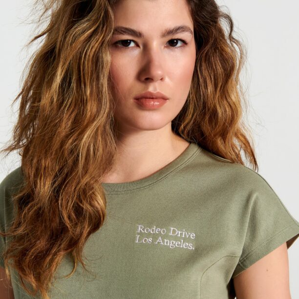 Cumpăra Tricou cu imprimeu - verde-oliv deschis