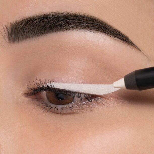 ARTDECO Soft Liner Waterproof creion dermatograf waterproof culoare 221.98 Vanilla White 1.2 g preţ