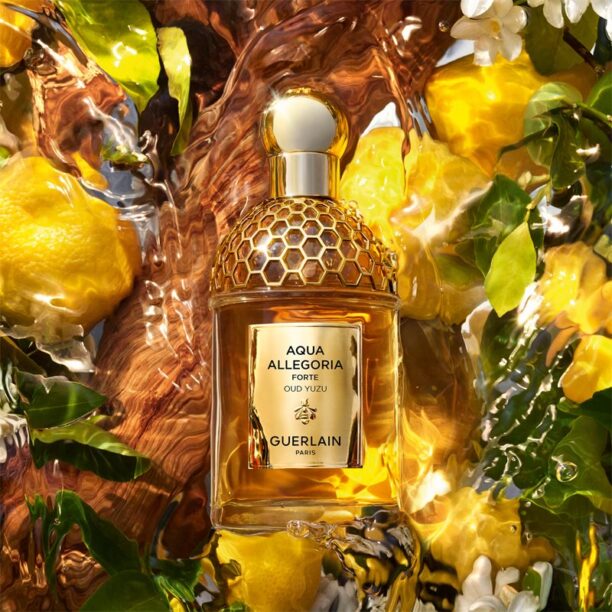 Preţ GUERLAIN Aqua Allegoria Oud Yuzu Forte Eau de Parfum reincarcabil pentru femei 75 ml