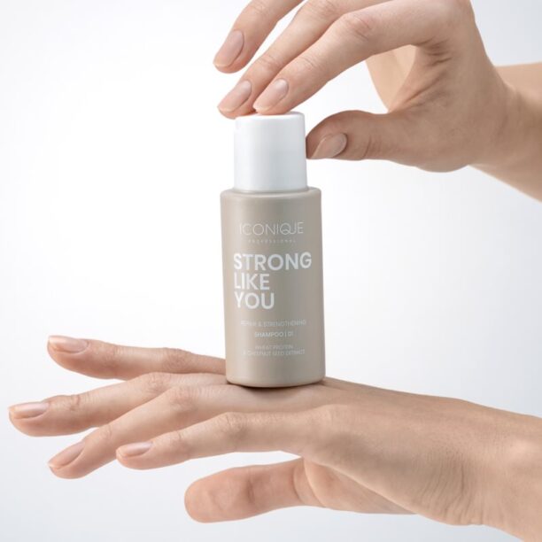 Preţ ICONIQUE Professional STRONG LIKE YOU Repair & Strengthening sampon pentru regenerare pentru par deteriorat 70 ml