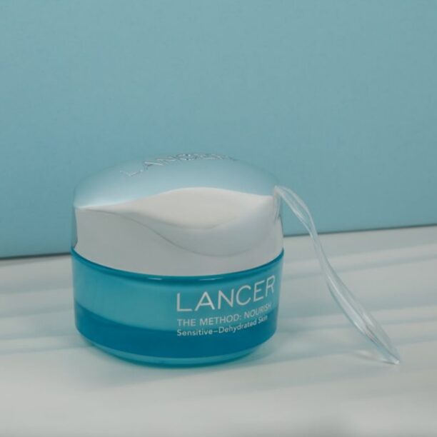 Cumpăra LANCER THE METHOD NOURISH Normal-Combination Skin crema hidratanta pentru piele normala si mixta 50 ml