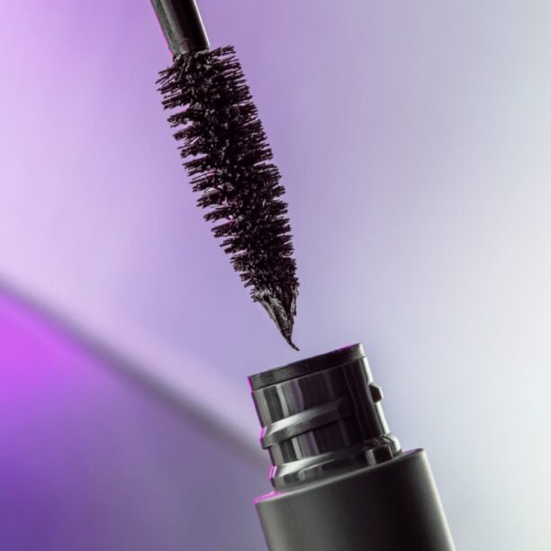 Preţ MÁDARA Come Closer mascara rezistent 6 ml