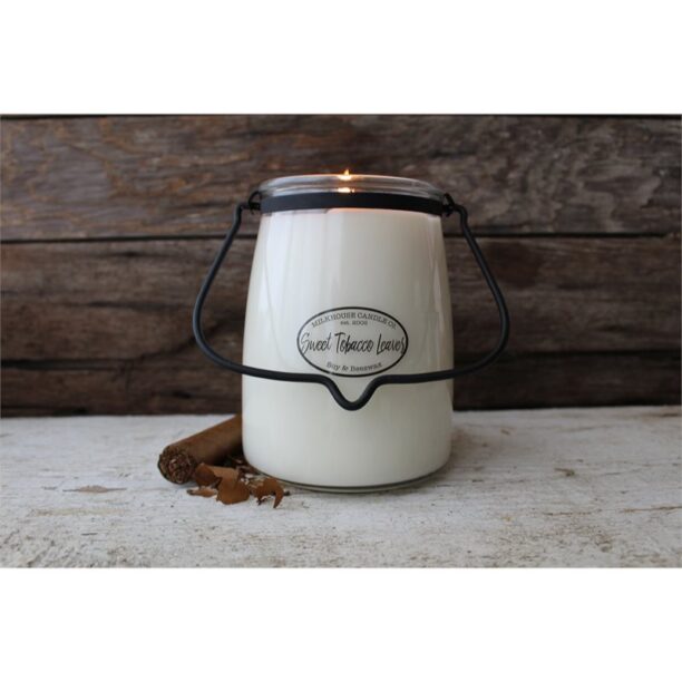 Milkhouse Candle Co. Creamery Sweet Tobacco Leaves lumânare parfumată Butter Jar 624 g preţ