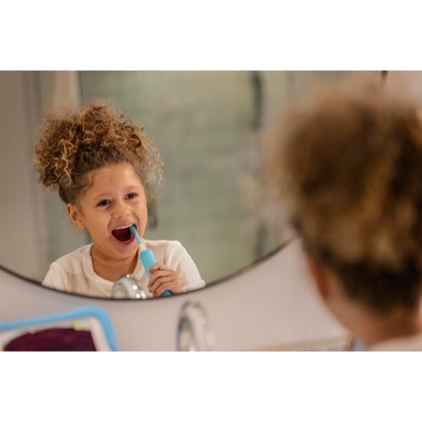 Cumpăra Philips Sonicare For Kids HX6322/04 Sonic Electric periuța de dinți pentru copii cu Bluetooth Aqua 1 buc