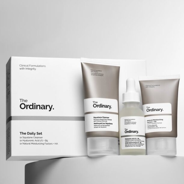 Preţ The Ordinary The Daily Set set cadou cu efect de hidratare