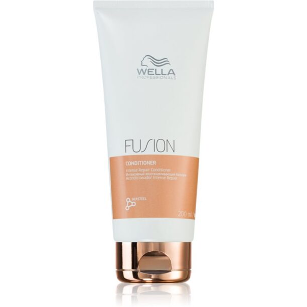 Wella Professionals Fusion Balsam intensiv cu efect regenerator balsam regenerant intensiv pentru par deteriorat 200 ml preţ