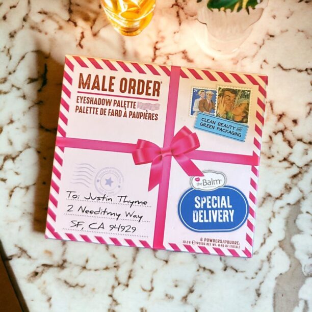 theBalm Male Order® Special Delivery paletă cu farduri de ochi 13